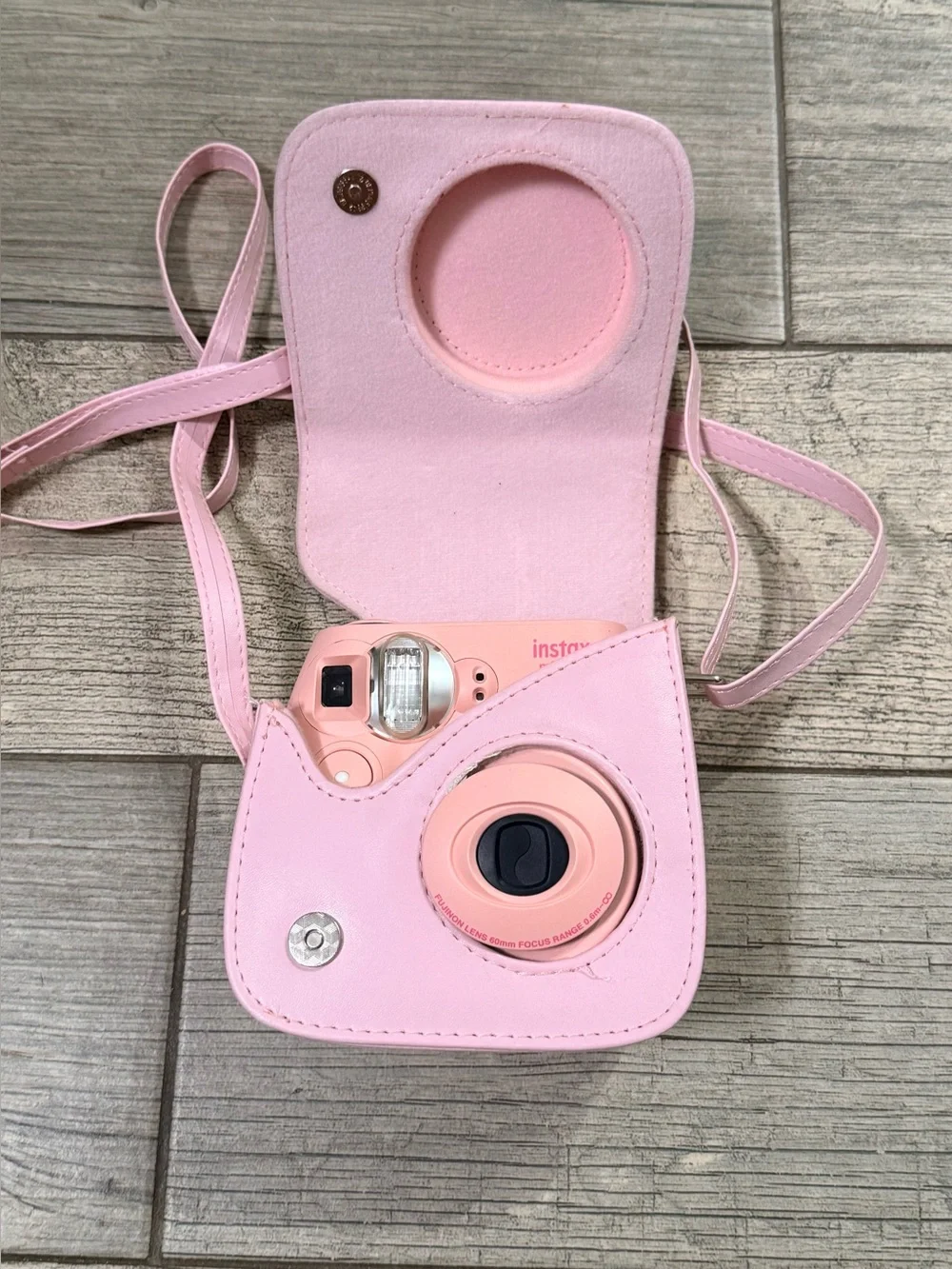 Fujifilm Pink Instax Mini 75 Bundle